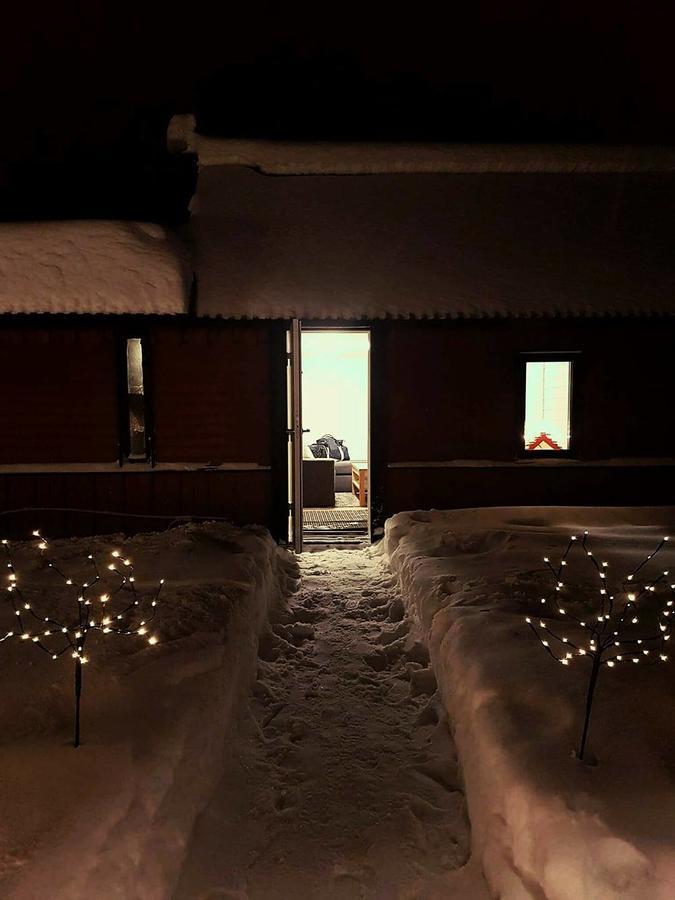 Villa Camp Caroli à Jukkasjärvi Extérieur photo